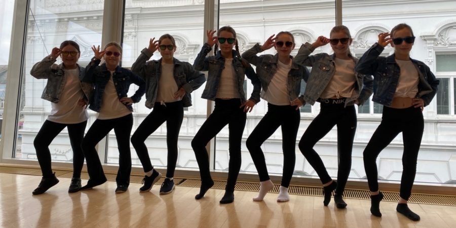 20260215 Tanzflöhe Stadtball (1) 20260215 Tanzflöhe Stadtball (1)